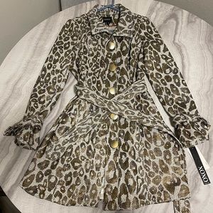 Juniors - Brand new vintage XOXO trench coat